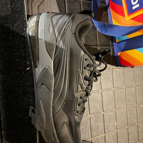 Puma Men's Black Sneakers - Picture 2 of 2